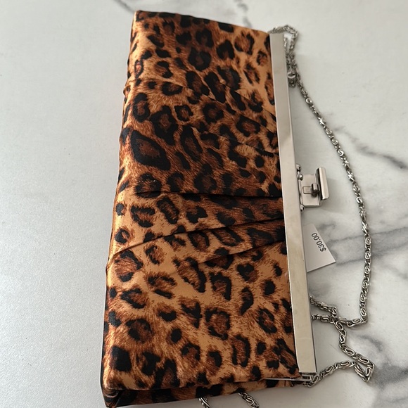 New- Gunne Sax- by Jessica McClintock - Picture 16 of 17